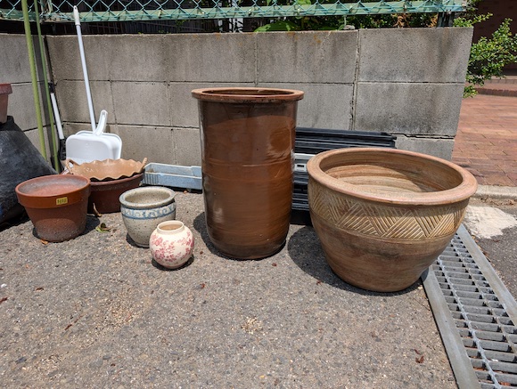 中古植木鉢の在庫状況